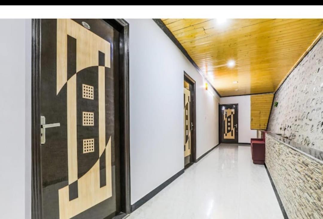 Hotel 7 Heavens Мусори Екстериор снимка